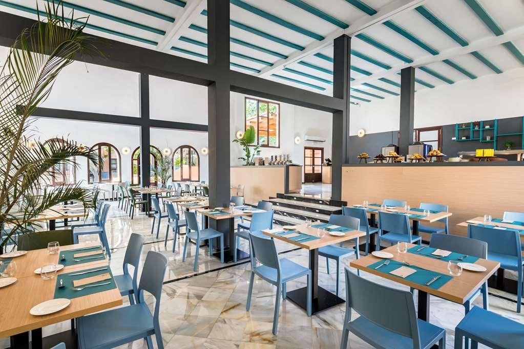 Occidental Pueblo Acantilado El Campello Restaurace fotografie